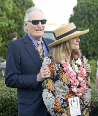 Zenyatta's people: Owners Jerry and Ann Moss | Daily Racing Form